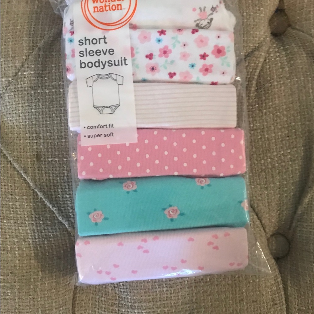 5 pack onesies new in package